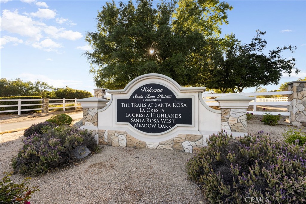 38550 King Court