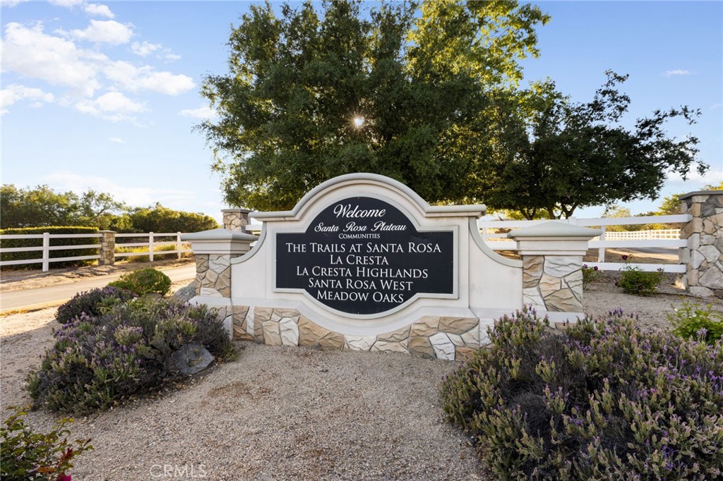 38550 King Court