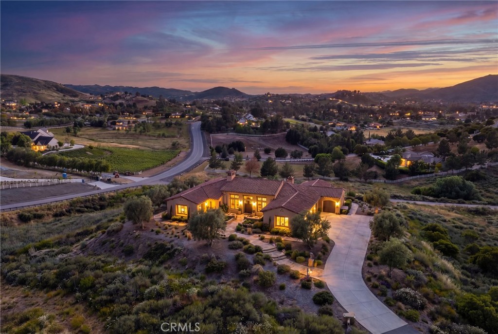 38550 King Court