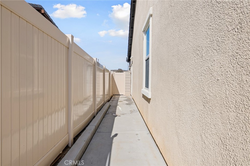 31814 English Court