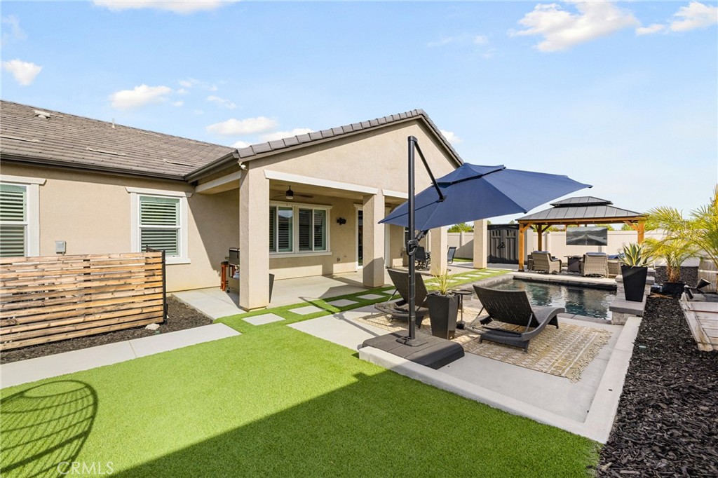 31814 English Court