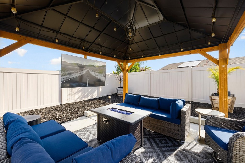 31814 English Court