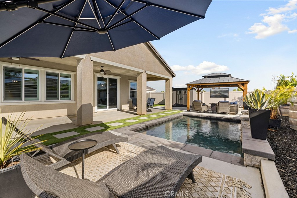 31814 English Court