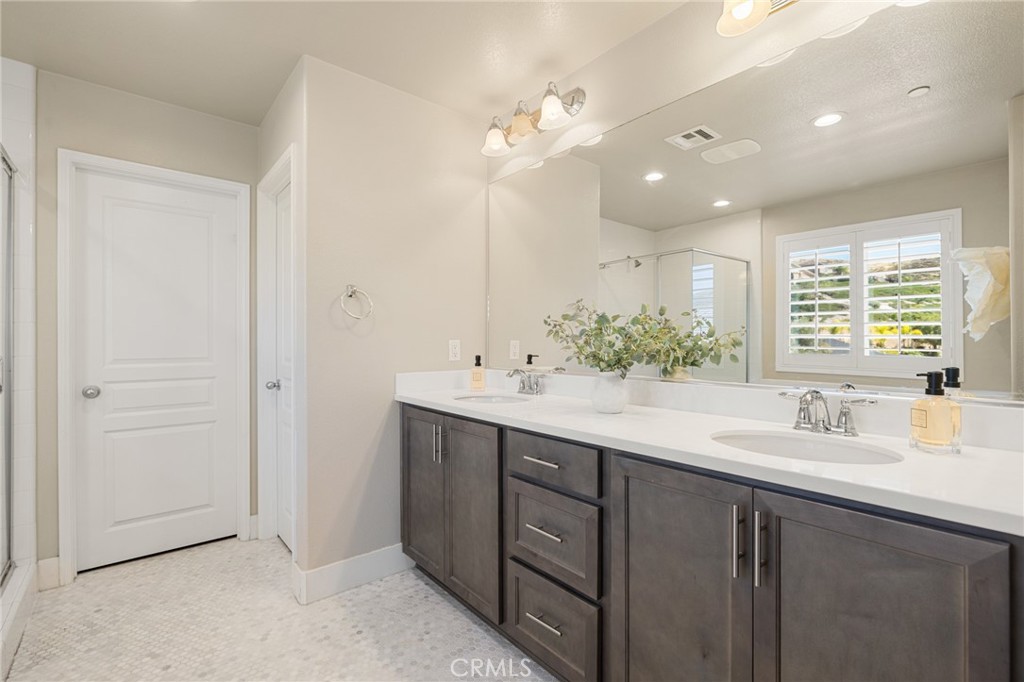 24851 Coldwater Canyon Trail