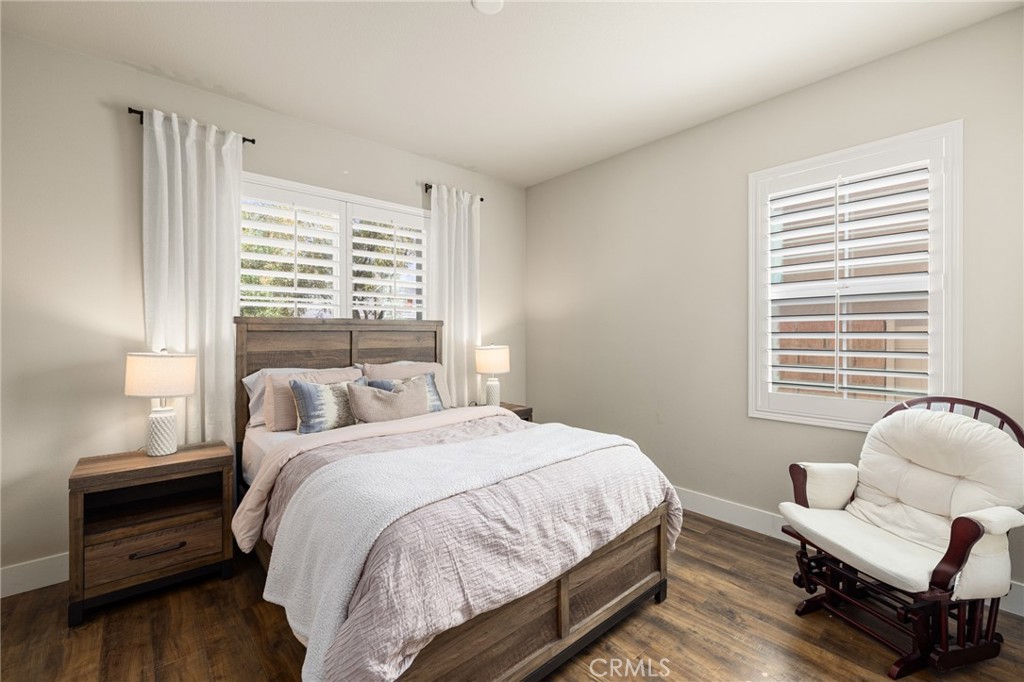 24851 Coldwater Canyon Trail