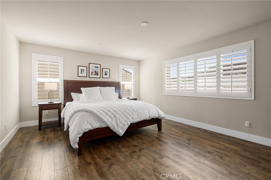 24851 Coldwater Canyon Trail