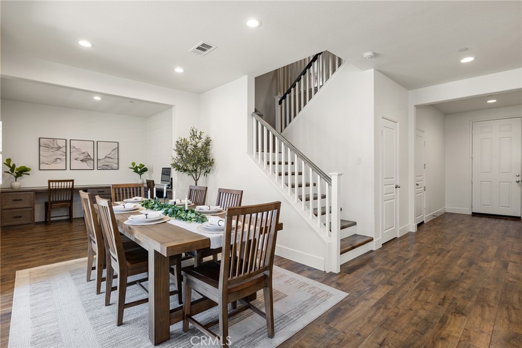 24851 Coldwater Canyon Trail
