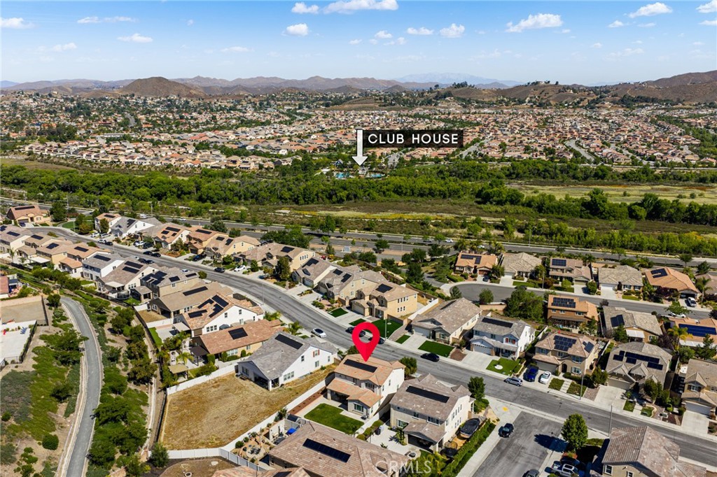 24851 Coldwater Canyon Trail