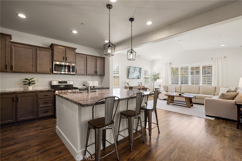 24851 Coldwater Canyon Trail