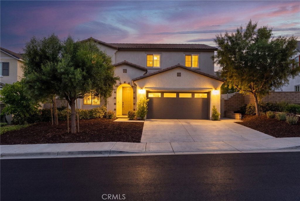 24851 Coldwater Canyon Trail