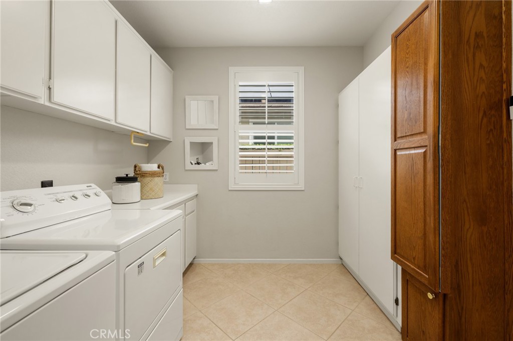 29333 Hidden Lake Drive