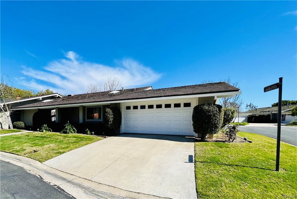 523 Vista Grande