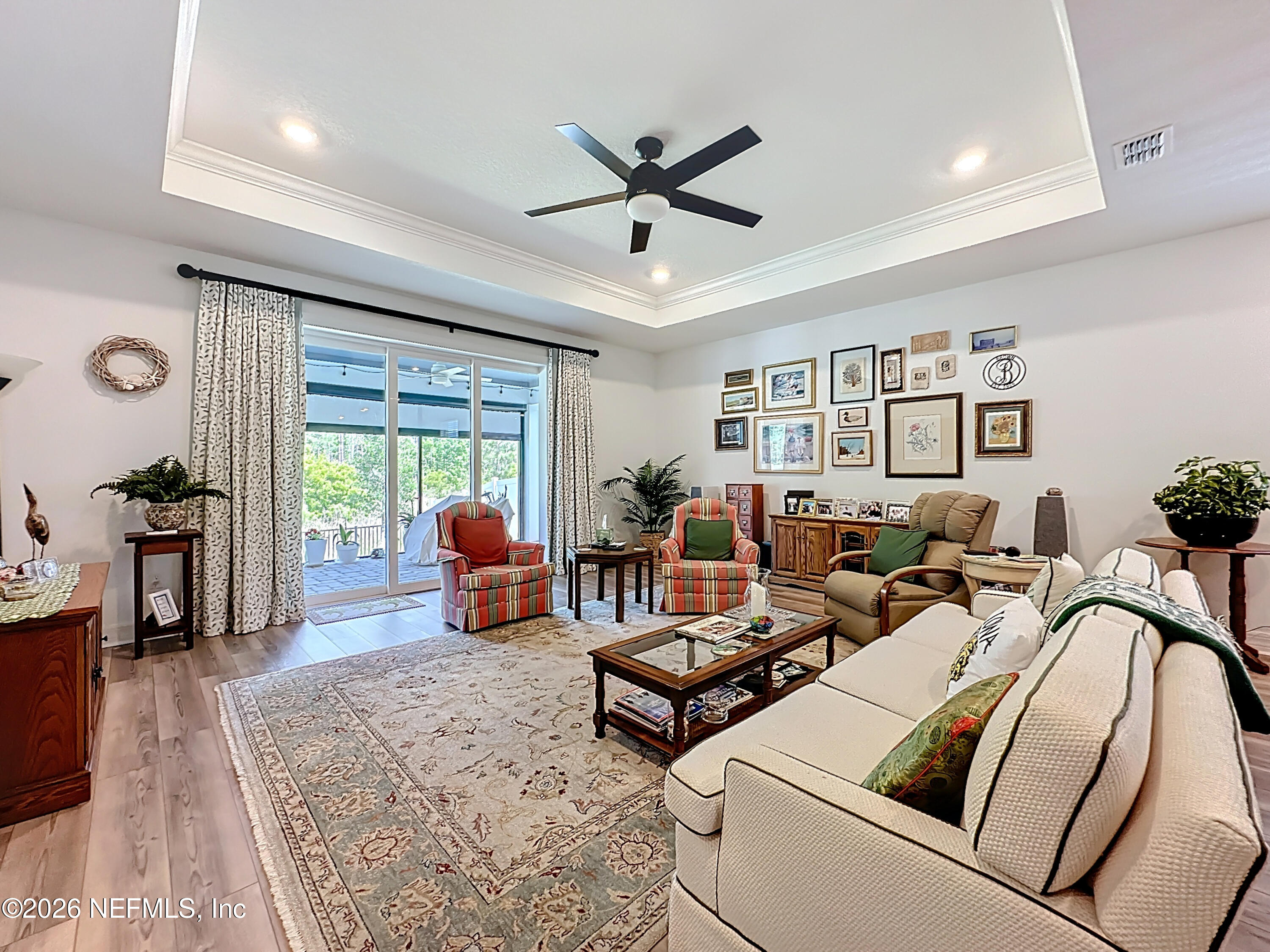 426 HAWTHORN PARK Circle
