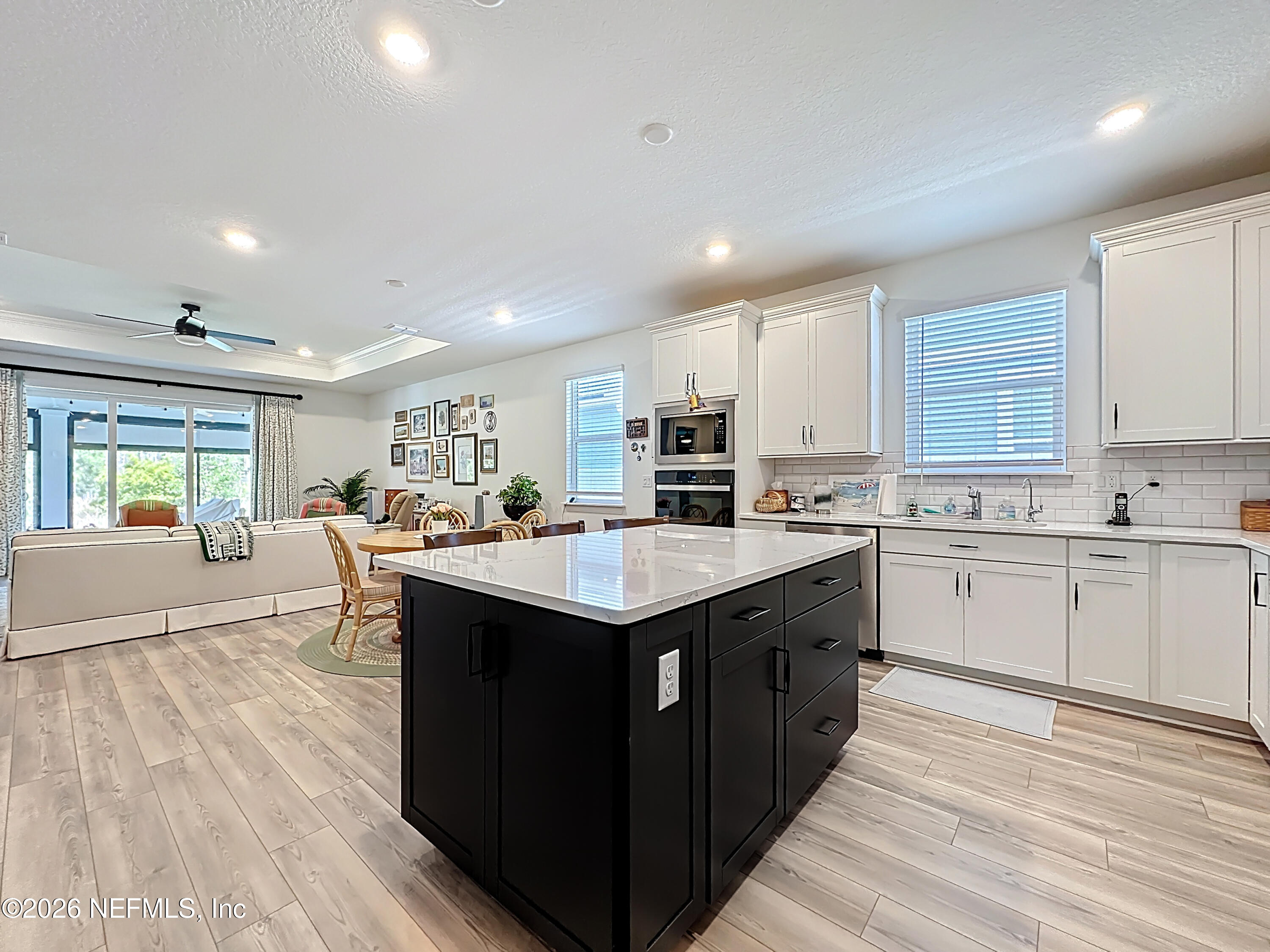 426 HAWTHORN PARK Circle