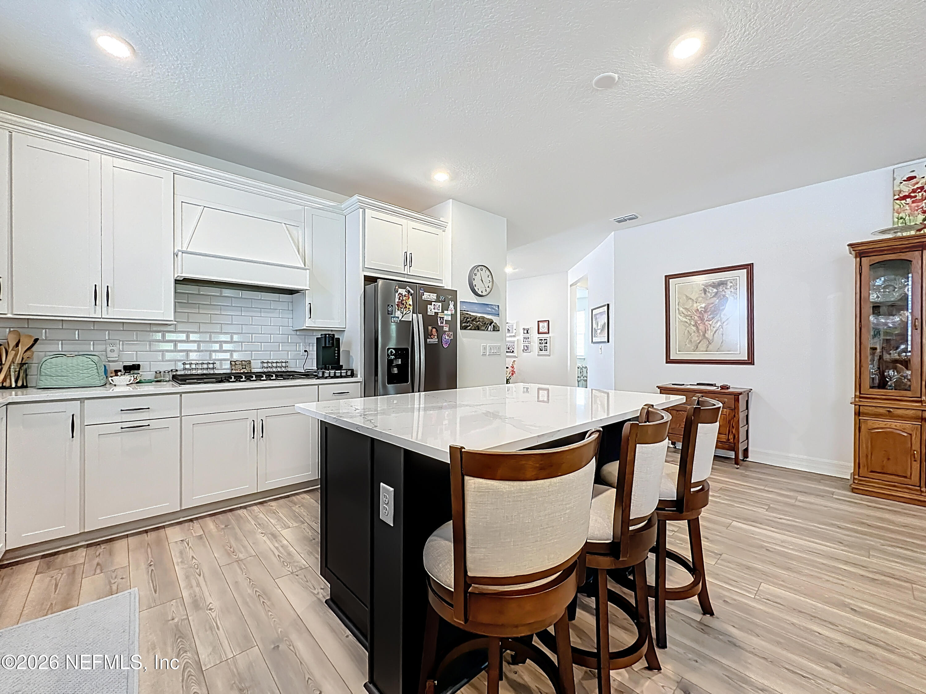 426 HAWTHORN PARK Circle