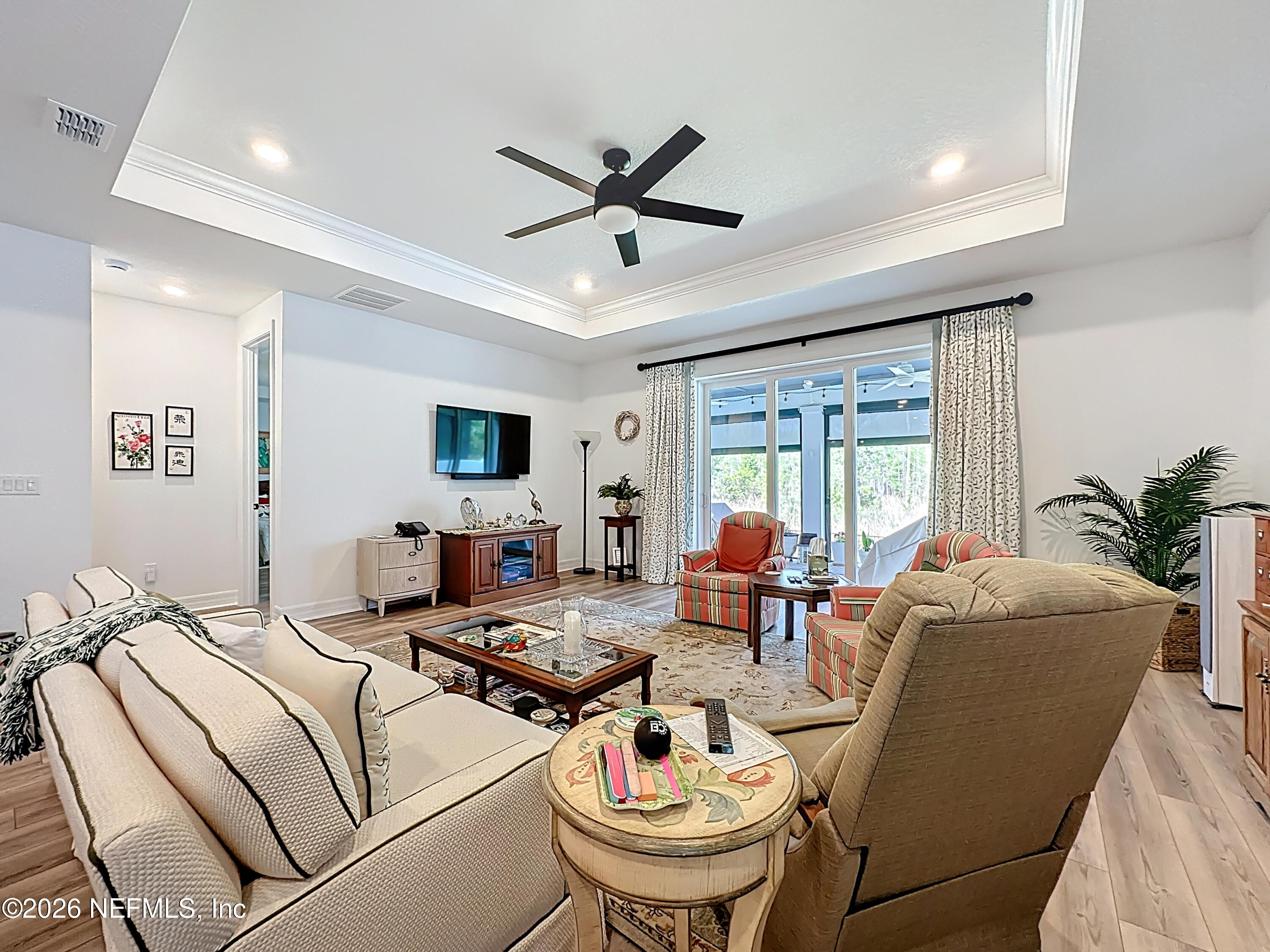 426 HAWTHORN PARK Circle