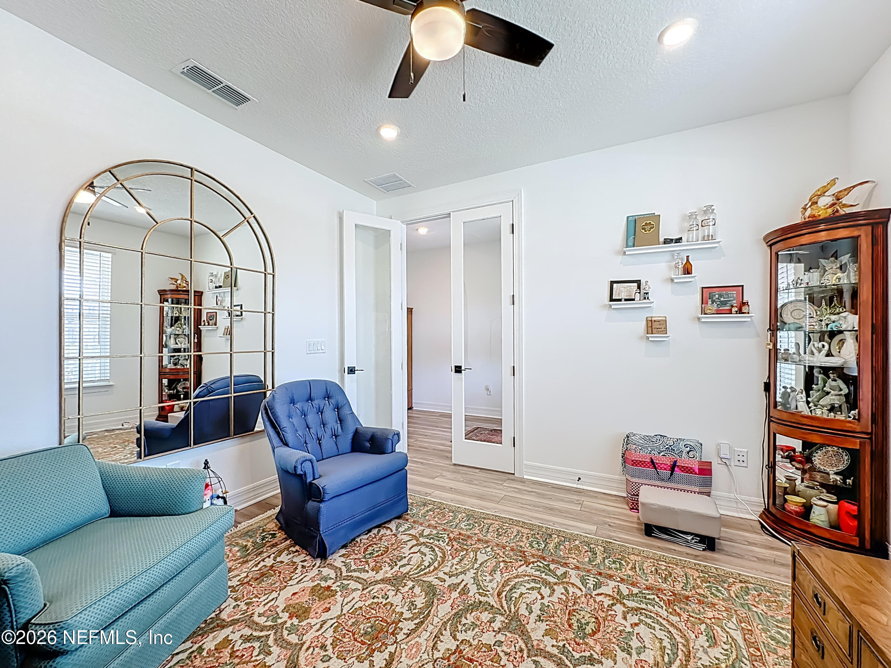 426 HAWTHORN PARK Circle