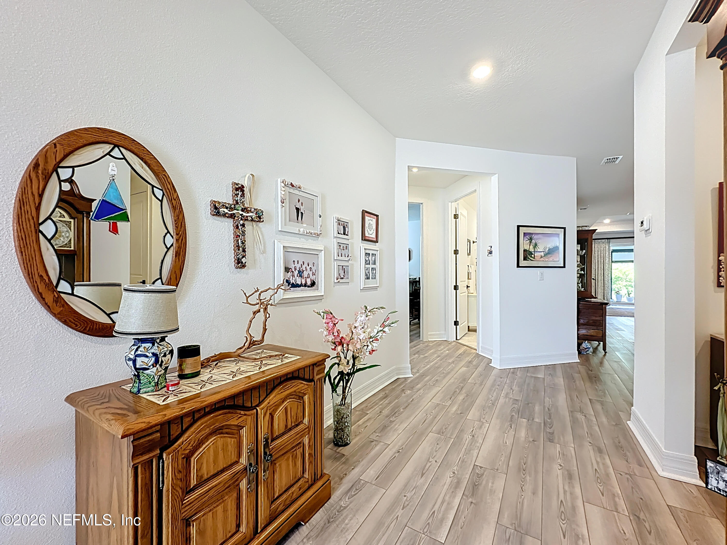 426 HAWTHORN PARK Circle