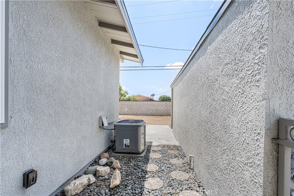12302 Beaty Avenue