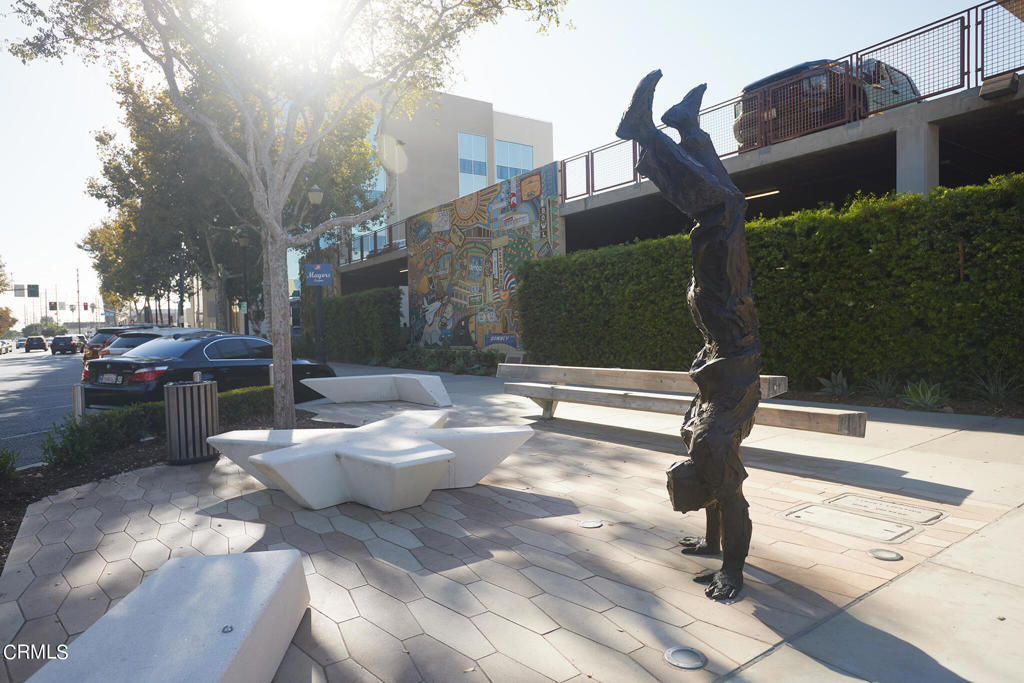 10429 Western Avenue