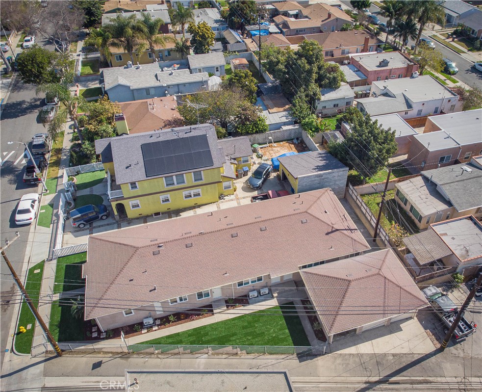 2512 E Adams Street