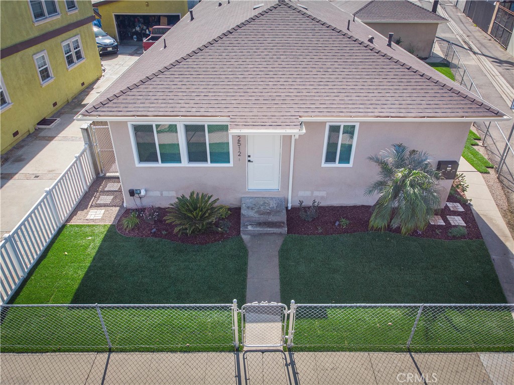 2512 E Adams Street