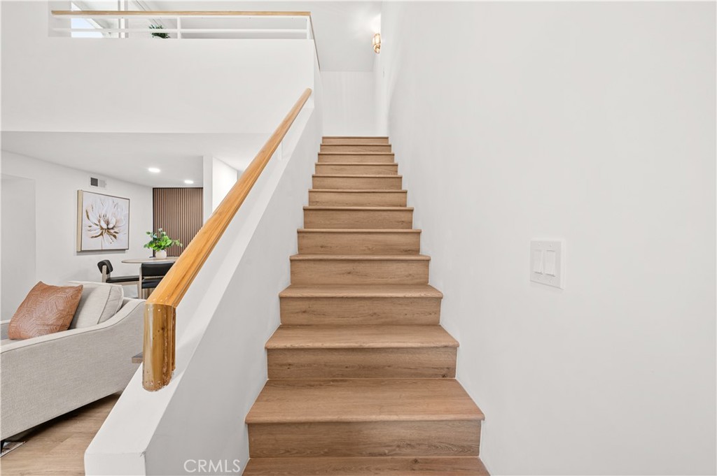 433 E Tamarack