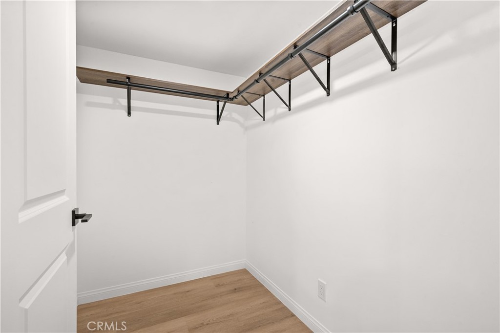 433 E Tamarack