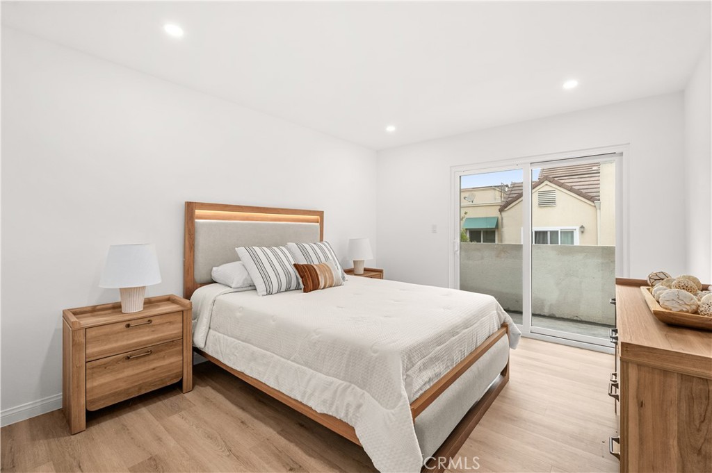 433 E Tamarack