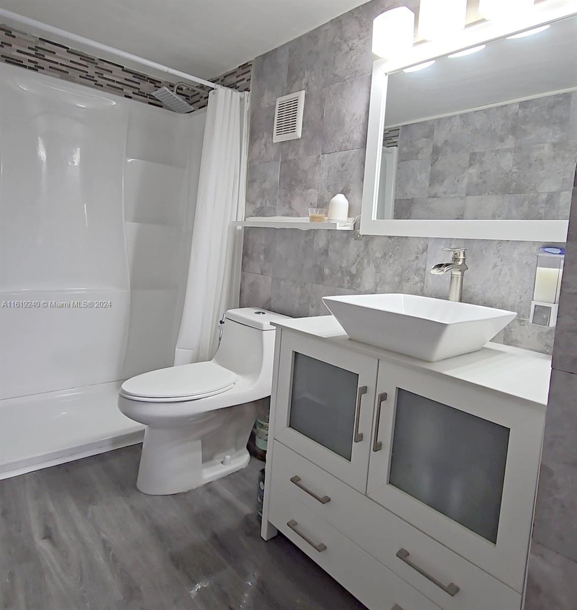 13255 SW 88th Ln Unit: 205-CS