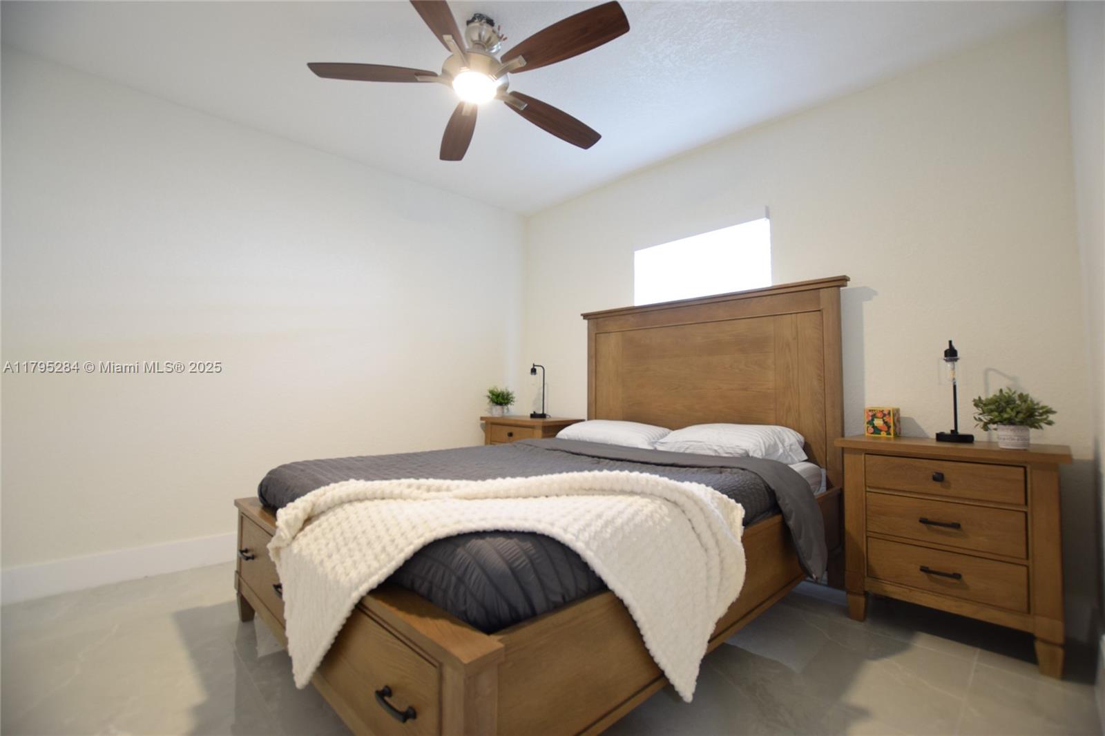 6121 Coral Way