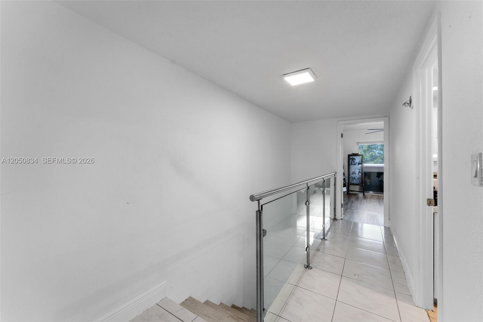 9958 SW 88th St # 5 Unit: 522-5