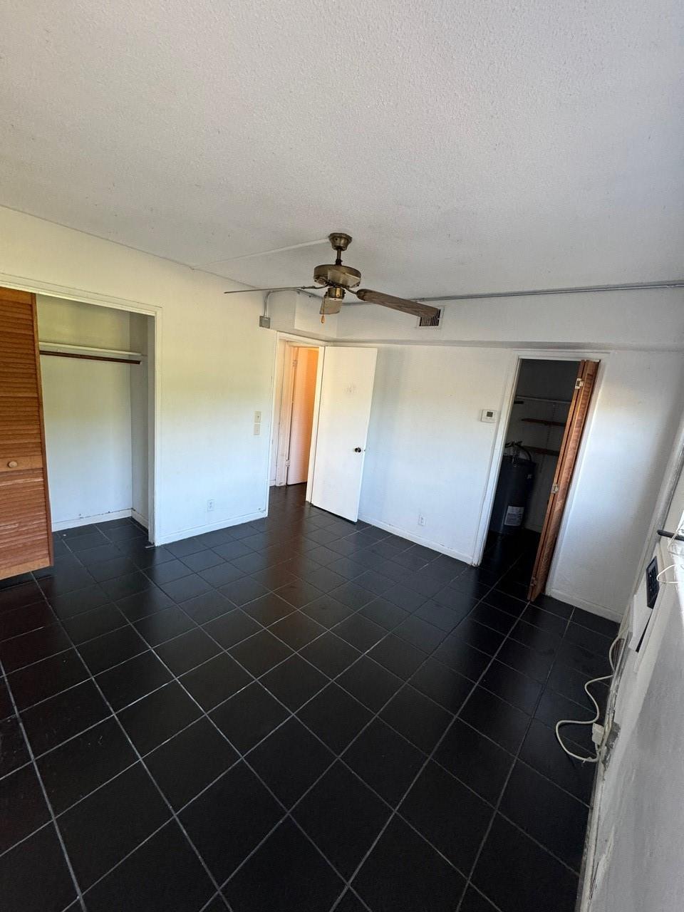 1818 E Oakland Park Blvd 95