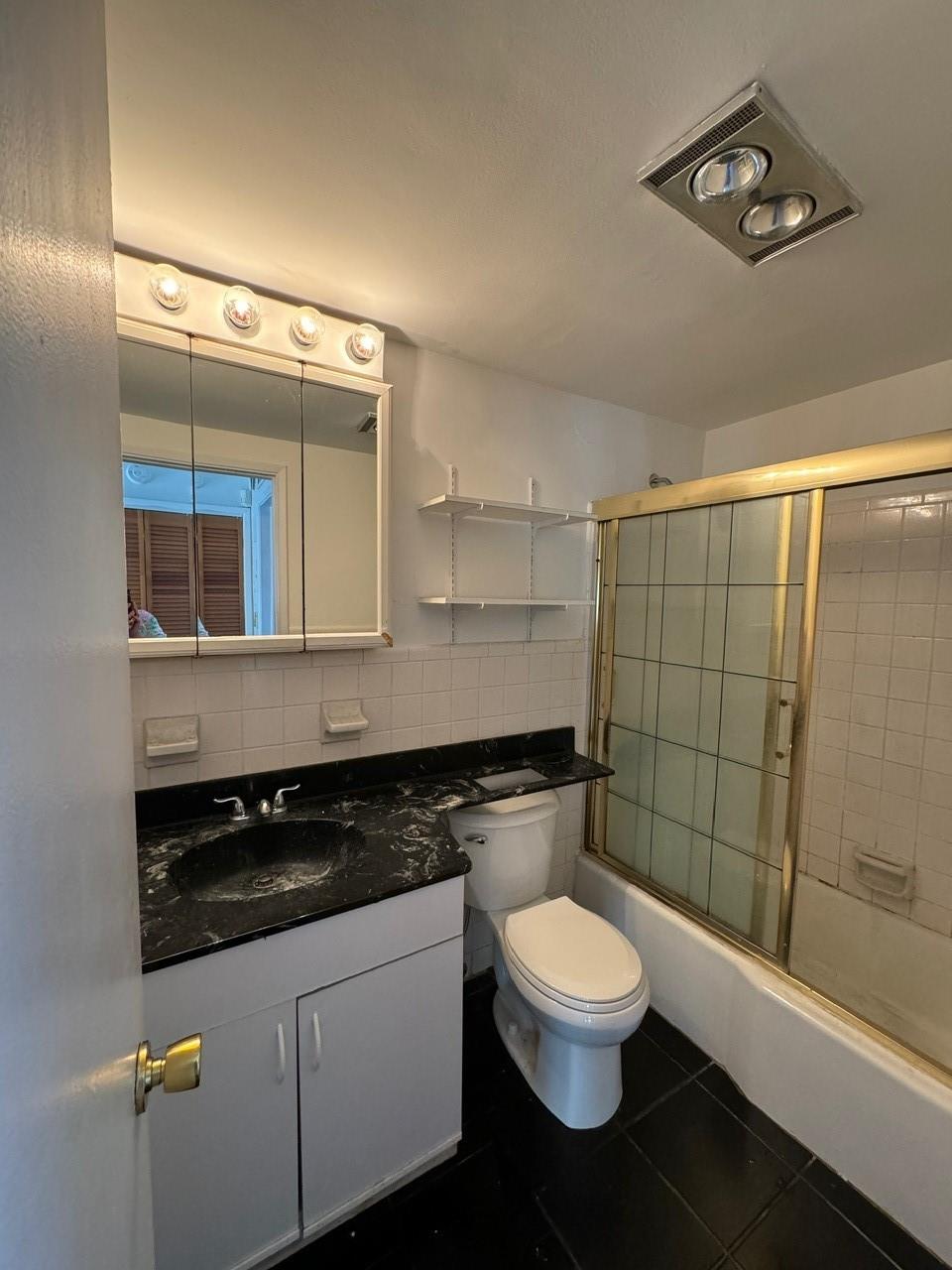 1818 E Oakland Park Blvd 95