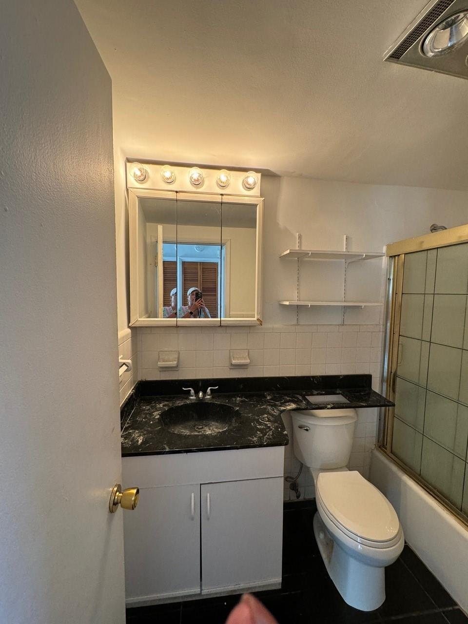 1818 E Oakland Park Blvd 95