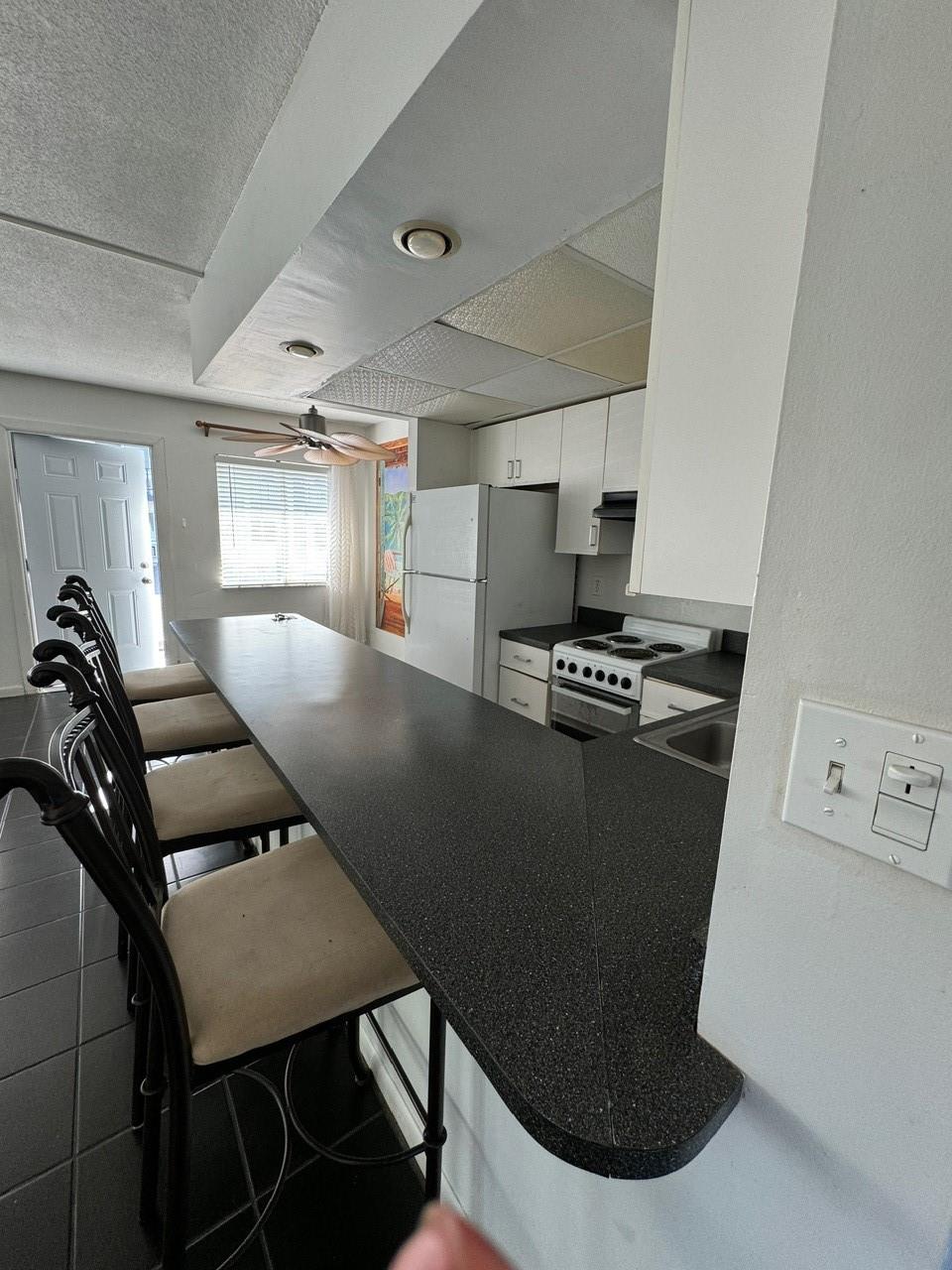 1818 E Oakland Park Blvd 95