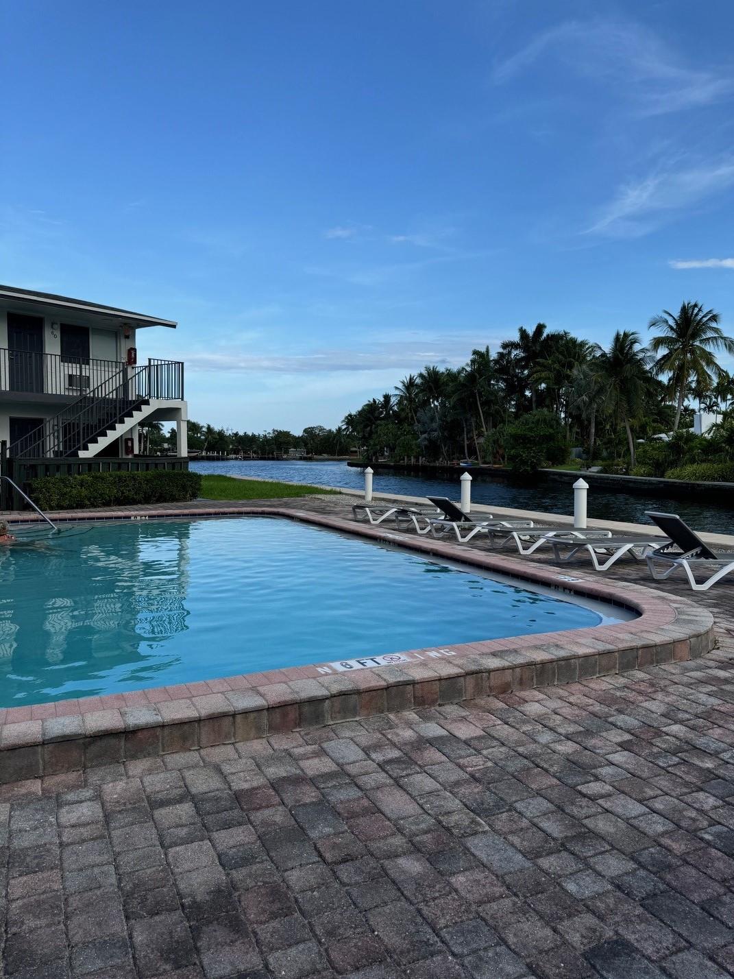 1818 E Oakland Park Blvd 95