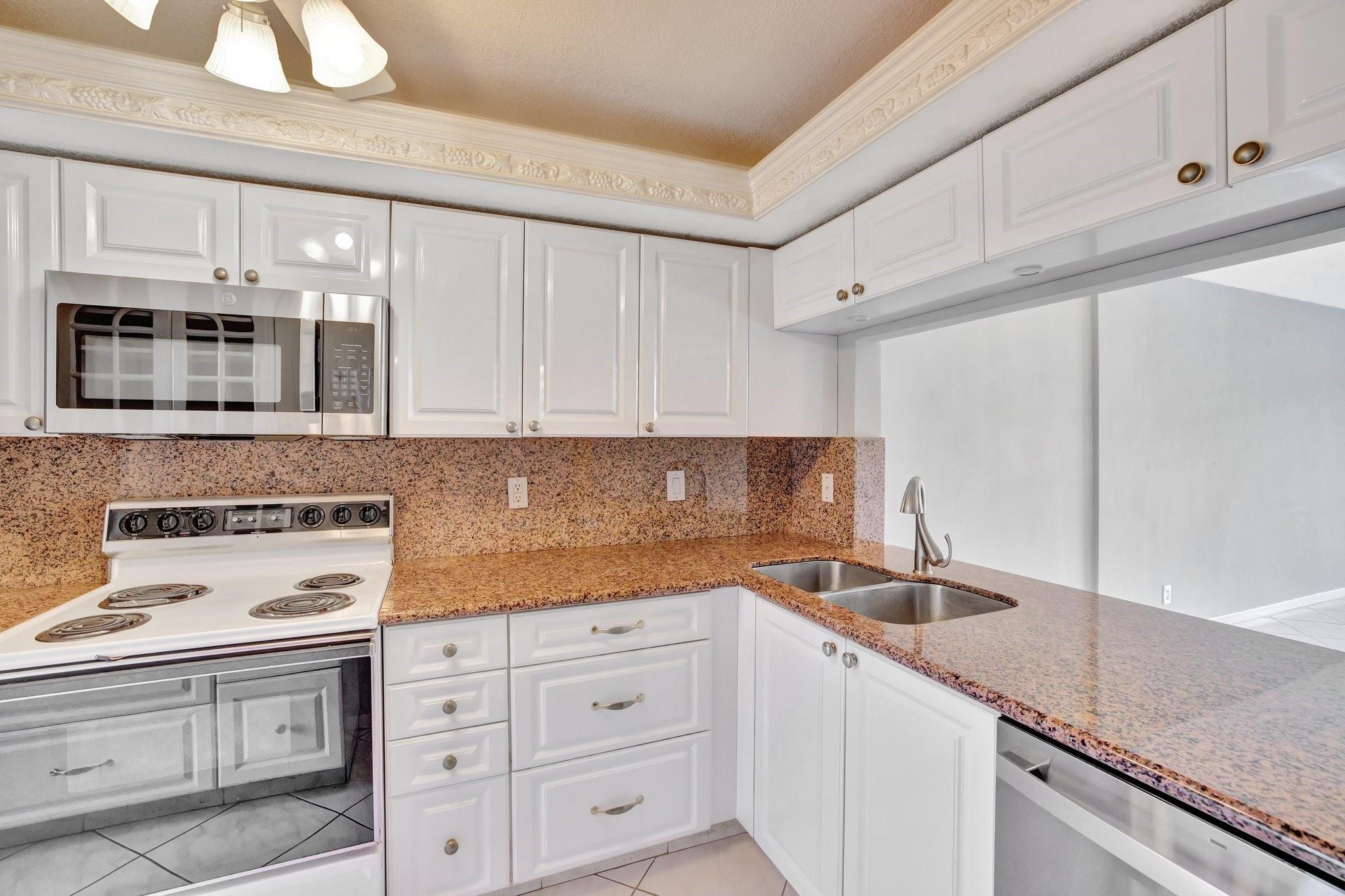 4500 N Federal Hwy 151F