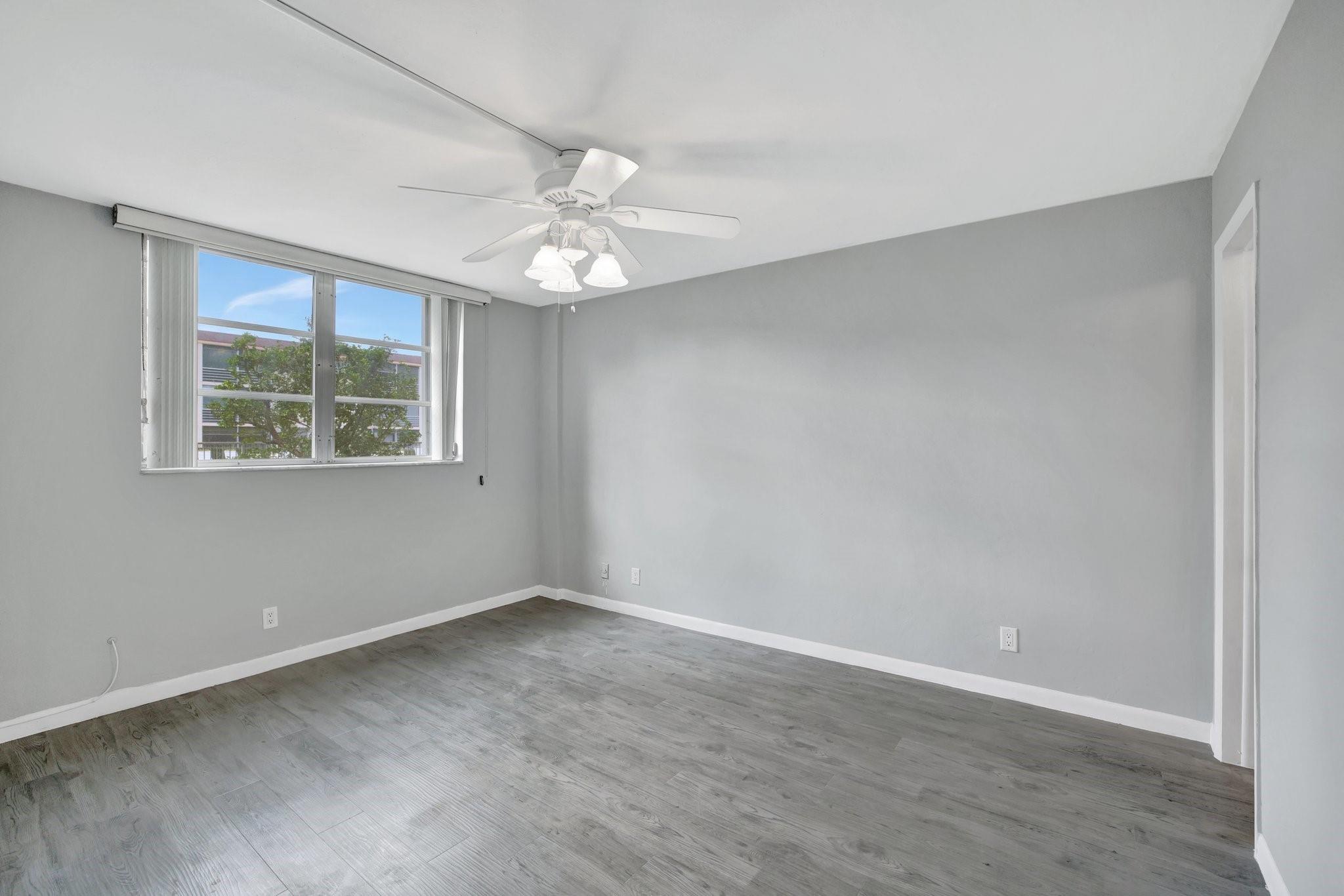 4500 N Federal Hwy 151F