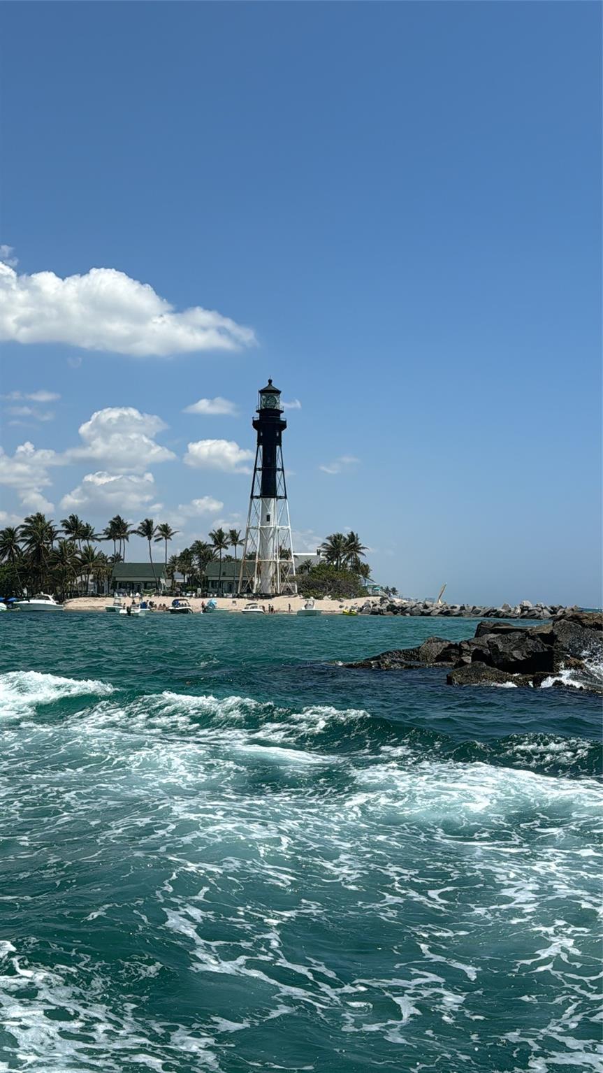 4500 N Federal Hwy 151F