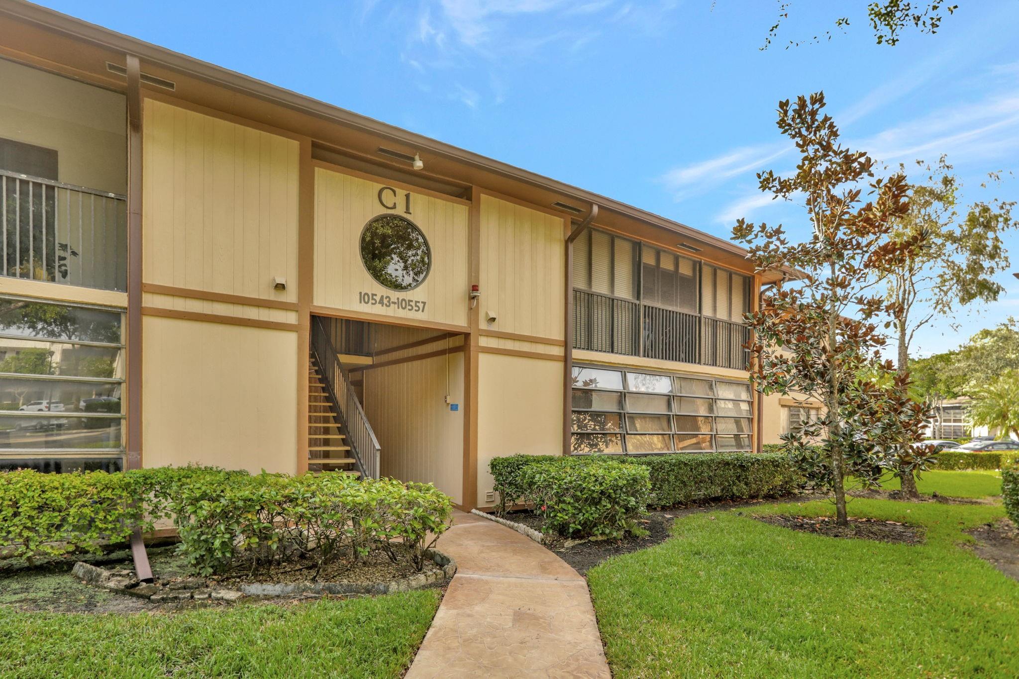10547 E Clairmont Cir 102
