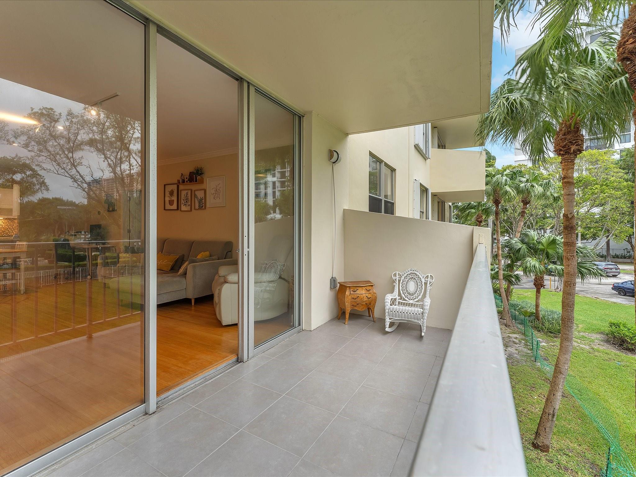 11111 Biscayne Blvd 2F (221)