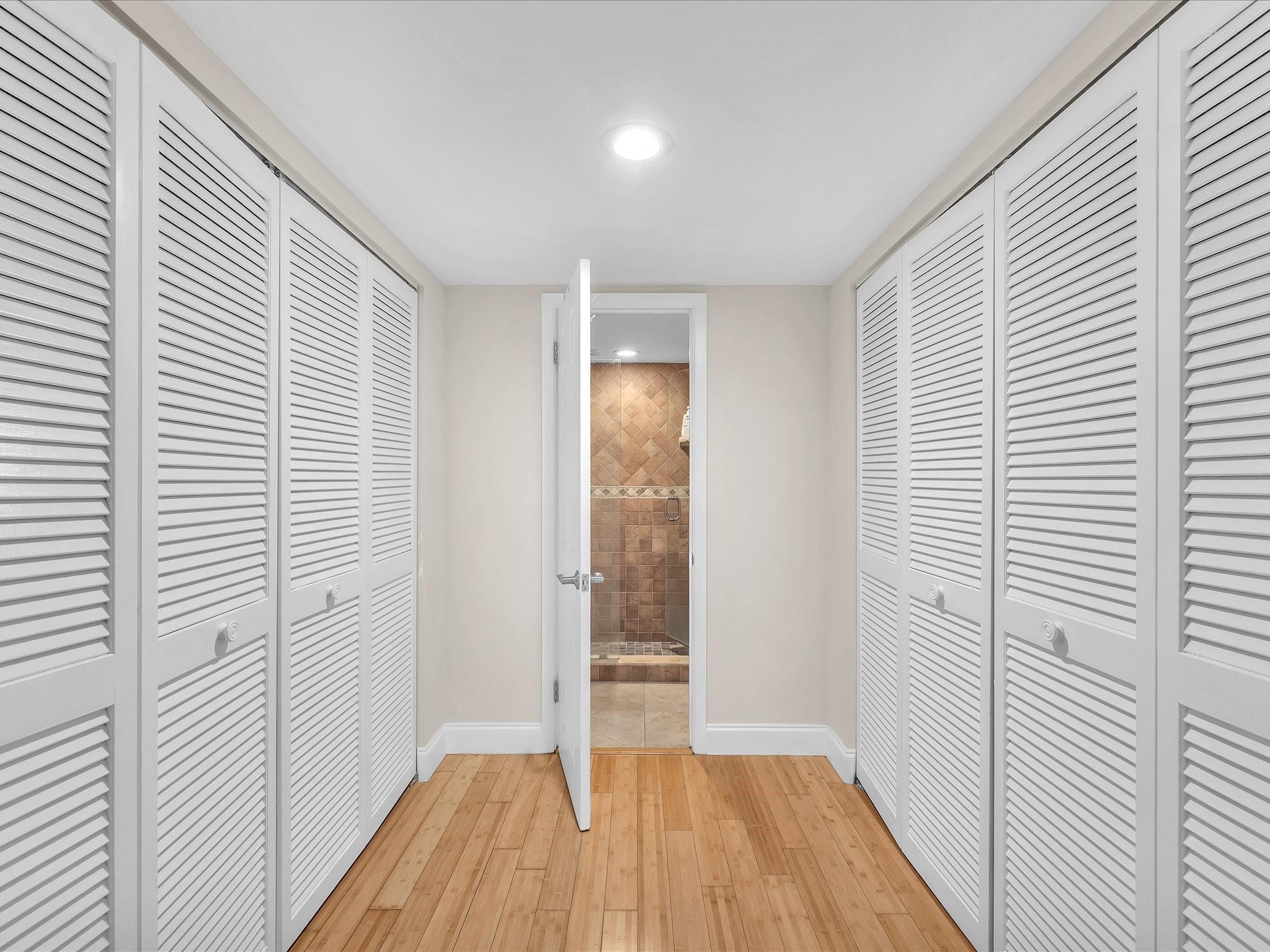 11111 Biscayne Blvd 2F (221)