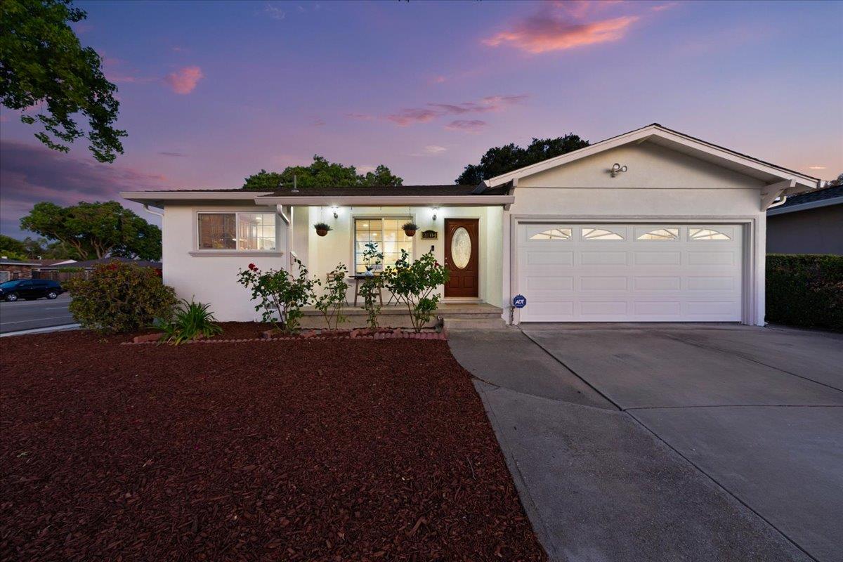 2804 Steinhart CT
