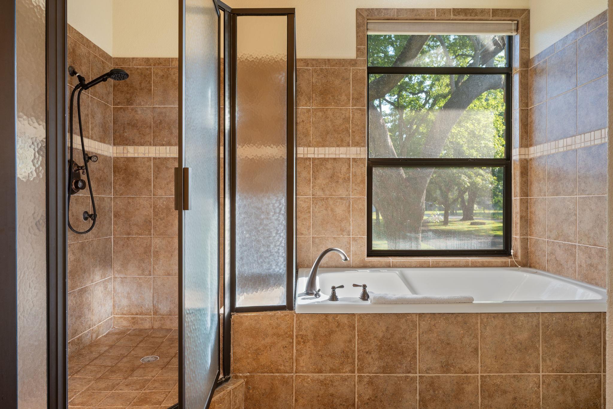302 Guadalupe River DR