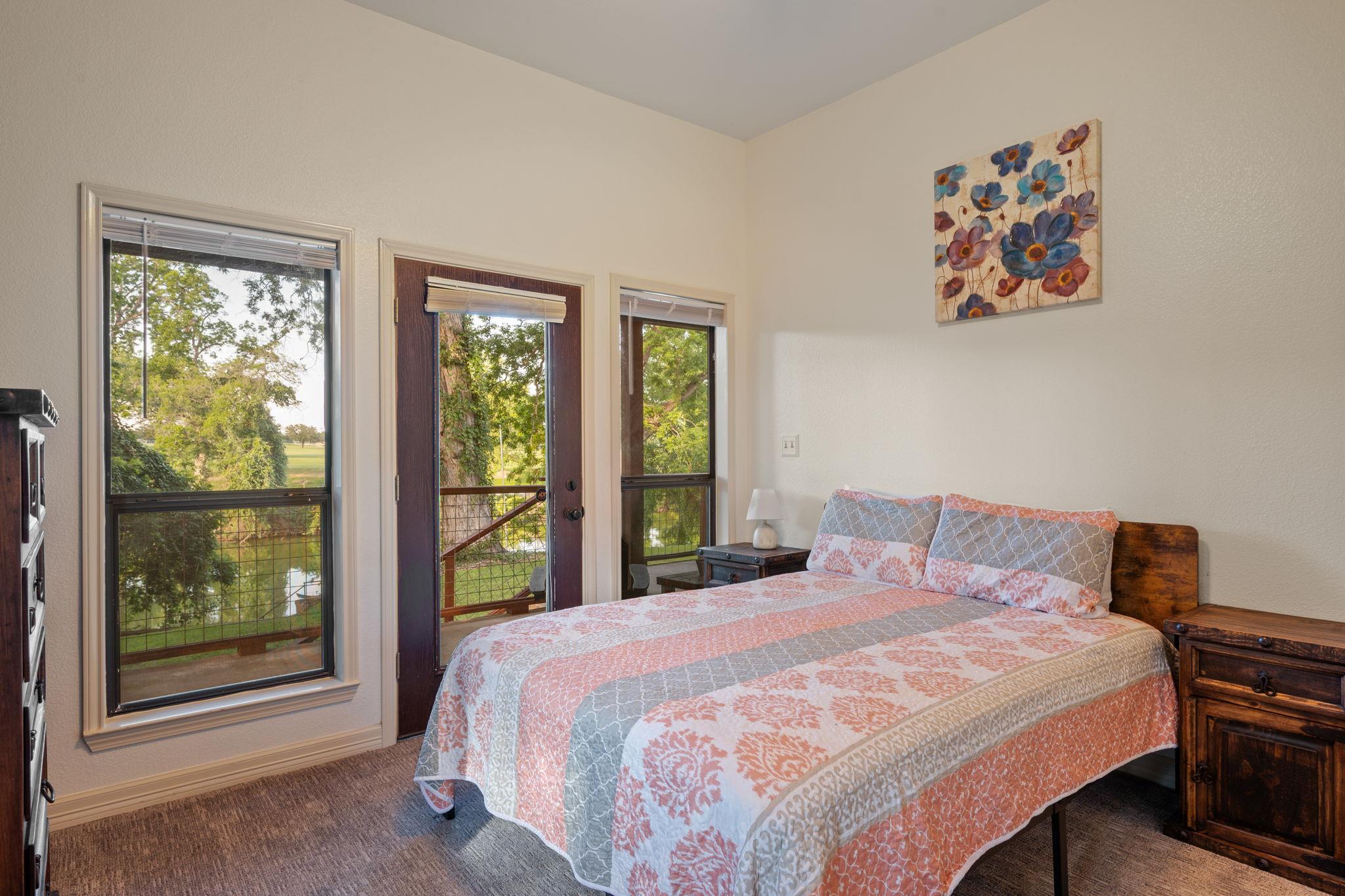 302 Guadalupe River DR