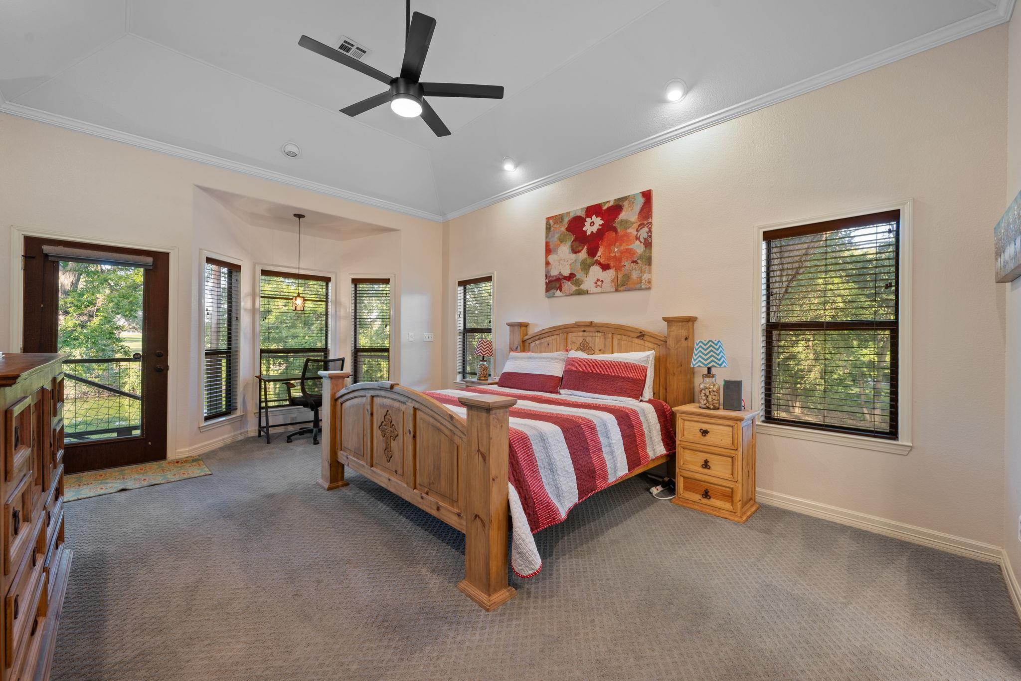 302 Guadalupe River DR