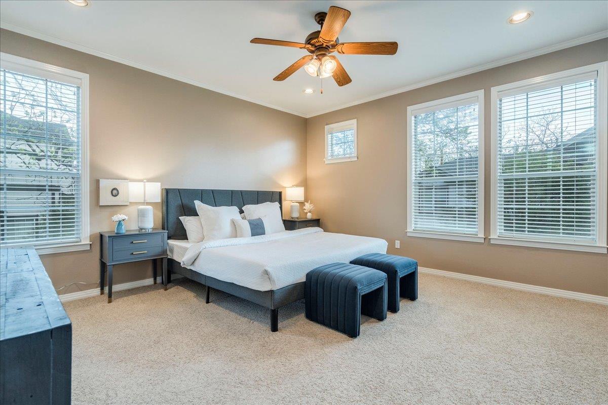 2115 Bluebonnet Ln 4A LN # A Unit: 4-A