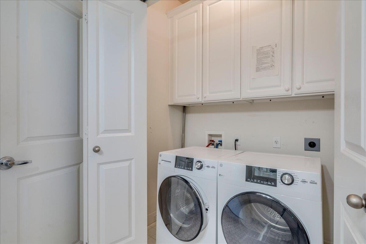 2115 Bluebonnet Ln 4A LN # A Unit: 4-A