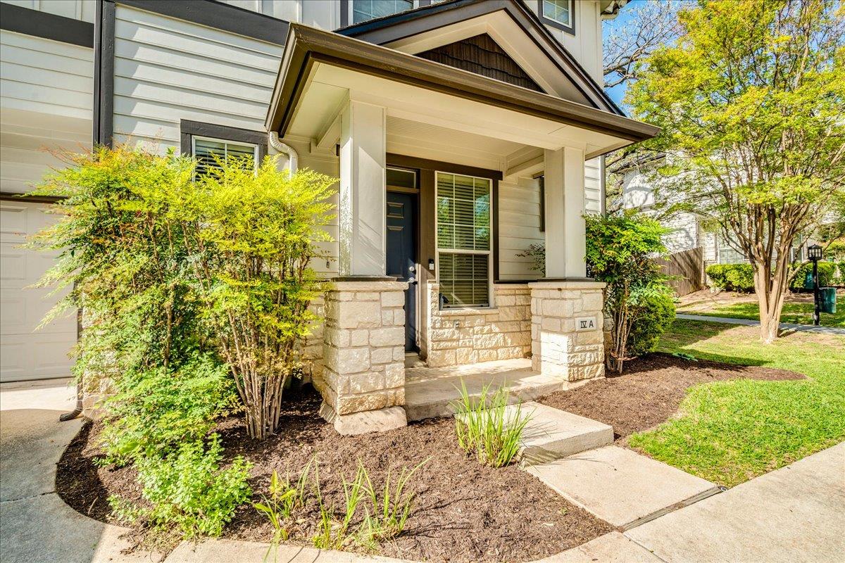 2115 Bluebonnet Ln 4A LN # A Unit: 4-A